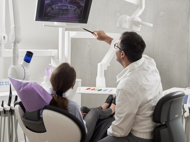 Sensibilidad dental causas y tratamiento - Clínica Dental Paraíso
